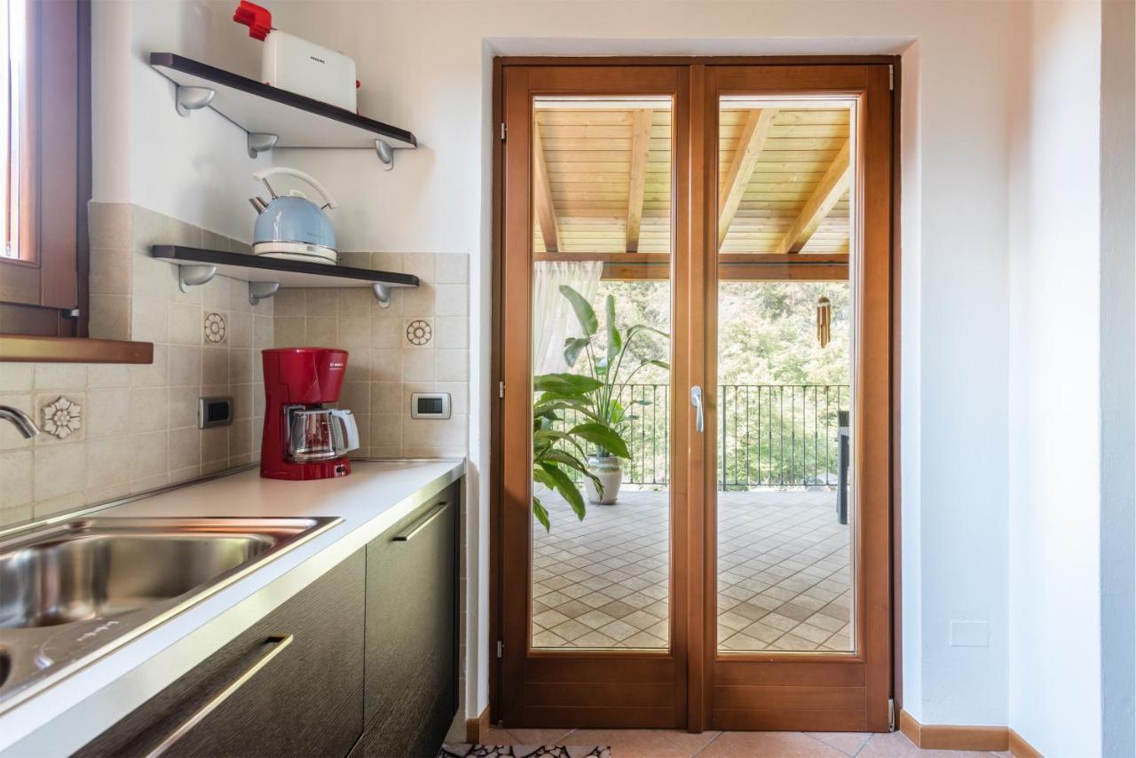 Casa Francesca Relax Apartment ลีโมเนซุลการ์ดา ภายนอก รูปภาพ