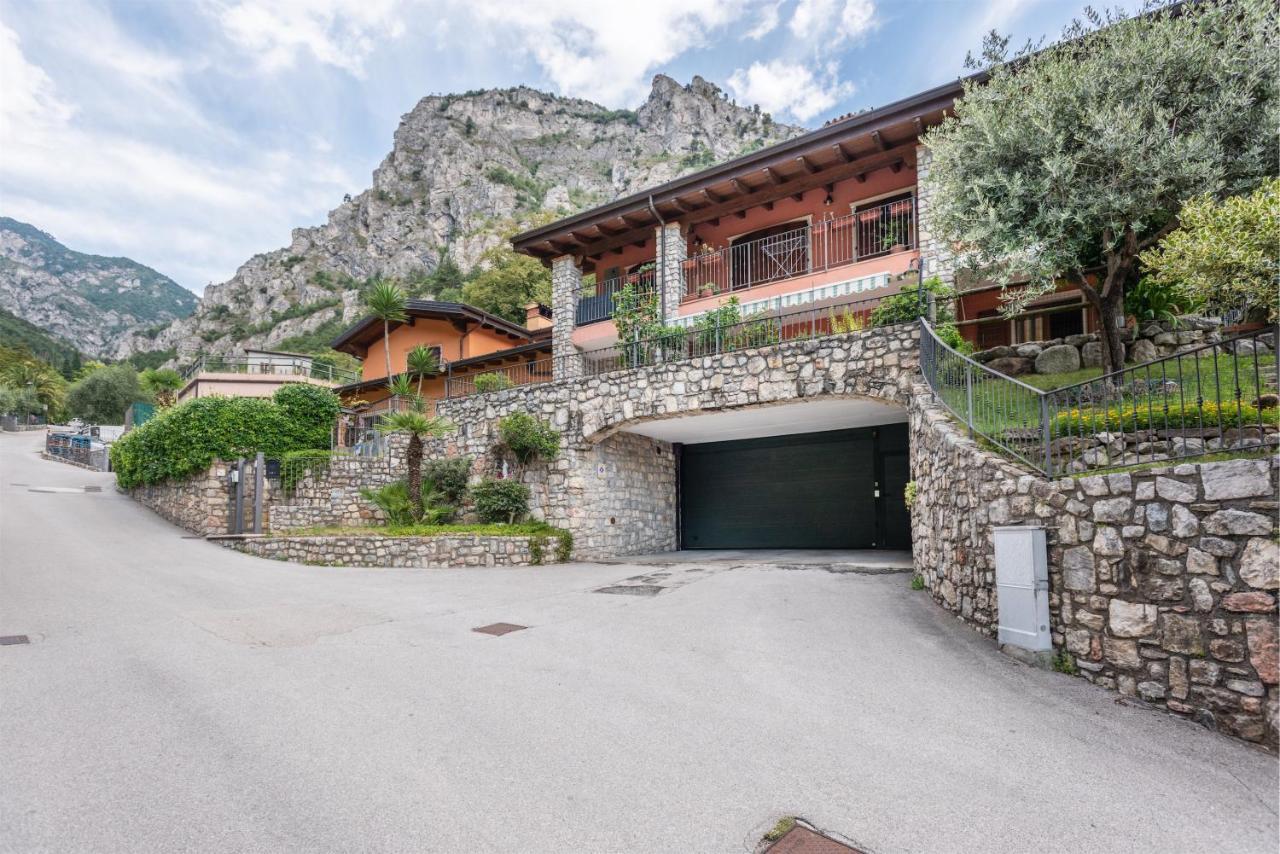 Casa Francesca Relax Apartment ลีโมเนซุลการ์ดา ภายนอก รูปภาพ