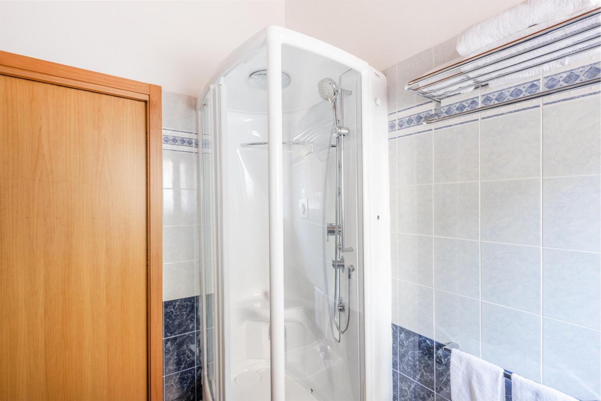 Casa Francesca Relax Apartment ลีโมเนซุลการ์ดา ภายนอก รูปภาพ